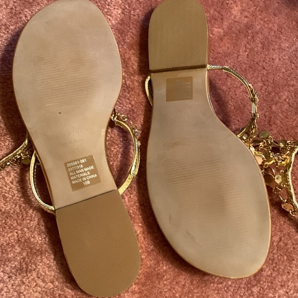 Colin Stewart Gold Ring Embellished Flat Sandals 🔴 - Picture 6 of 13